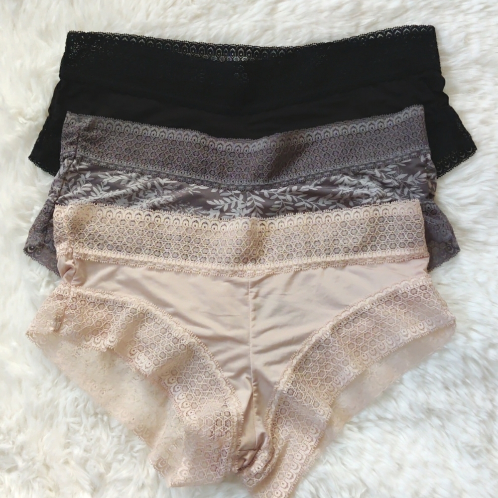 Women's panties size S, boy-shorts with lace, 3 pack